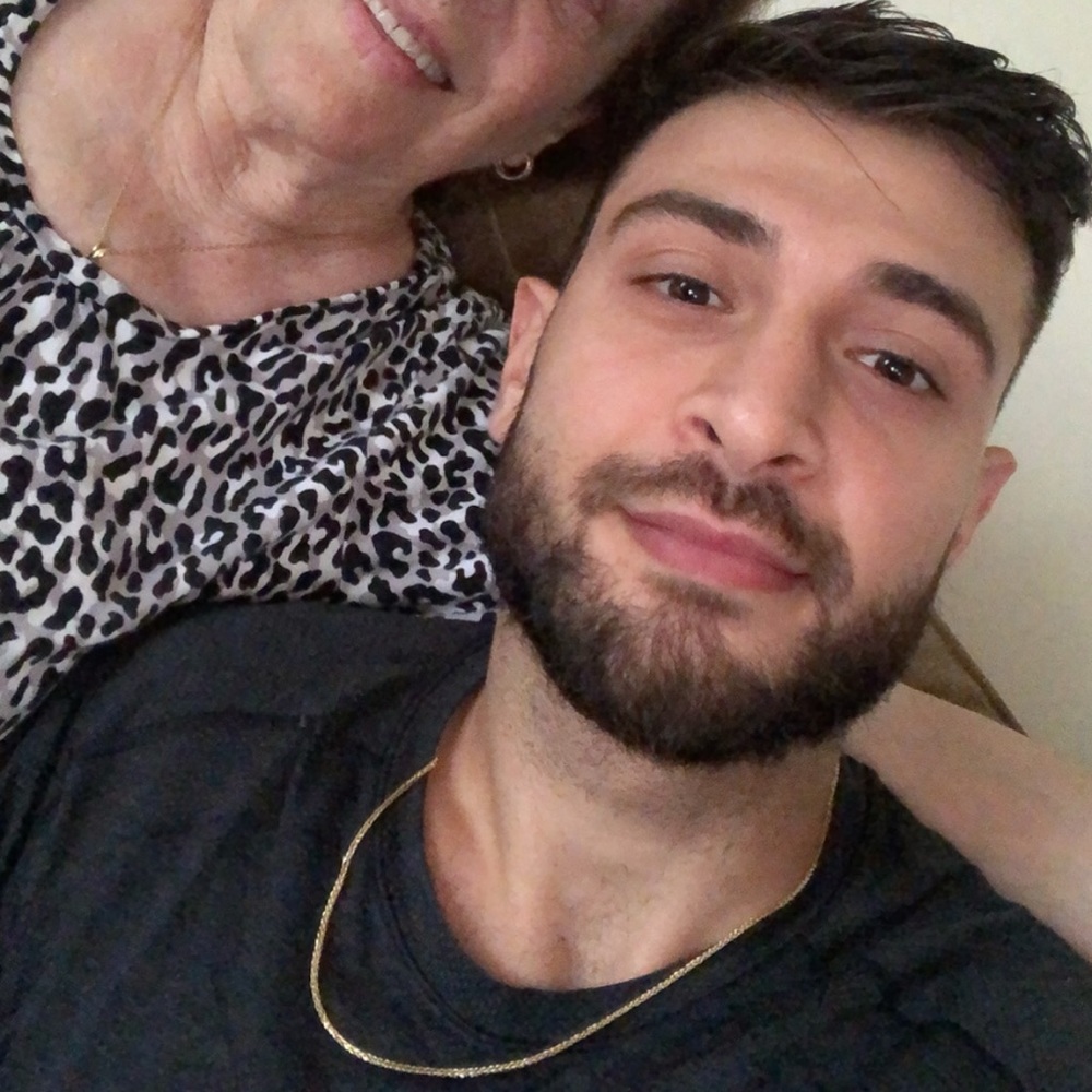 Meet your Posher, Fadi